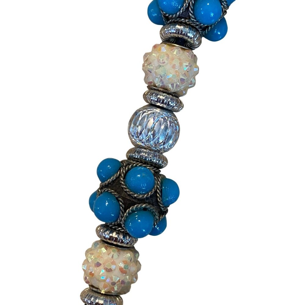Vintage Blue Beaded Necklace With Silver Accents - Picture 8 of 12